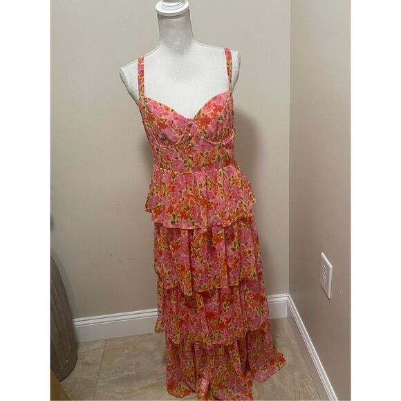 ASTR The Label Midsummer Floral Tiered Maxi Dress Size L - Picture 4 of 9